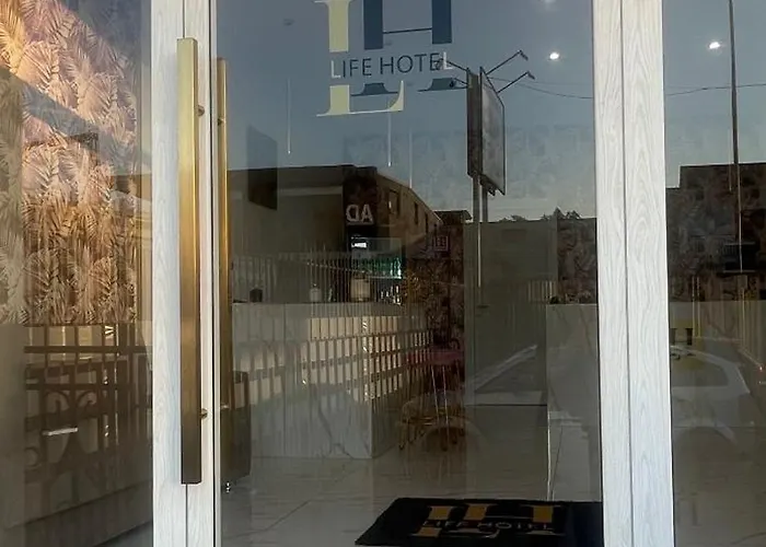 Life Hotel