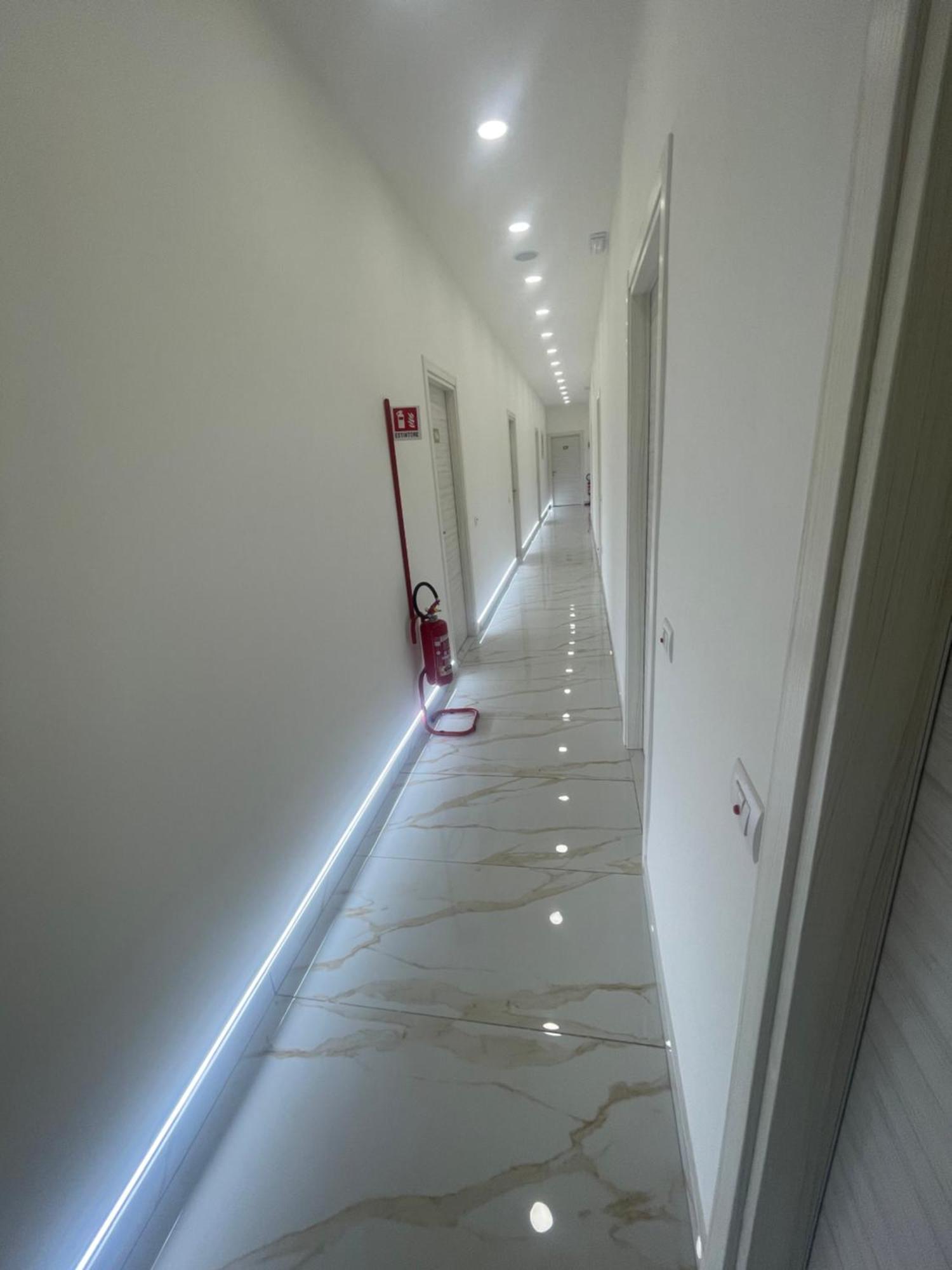 Life Hotel 3*