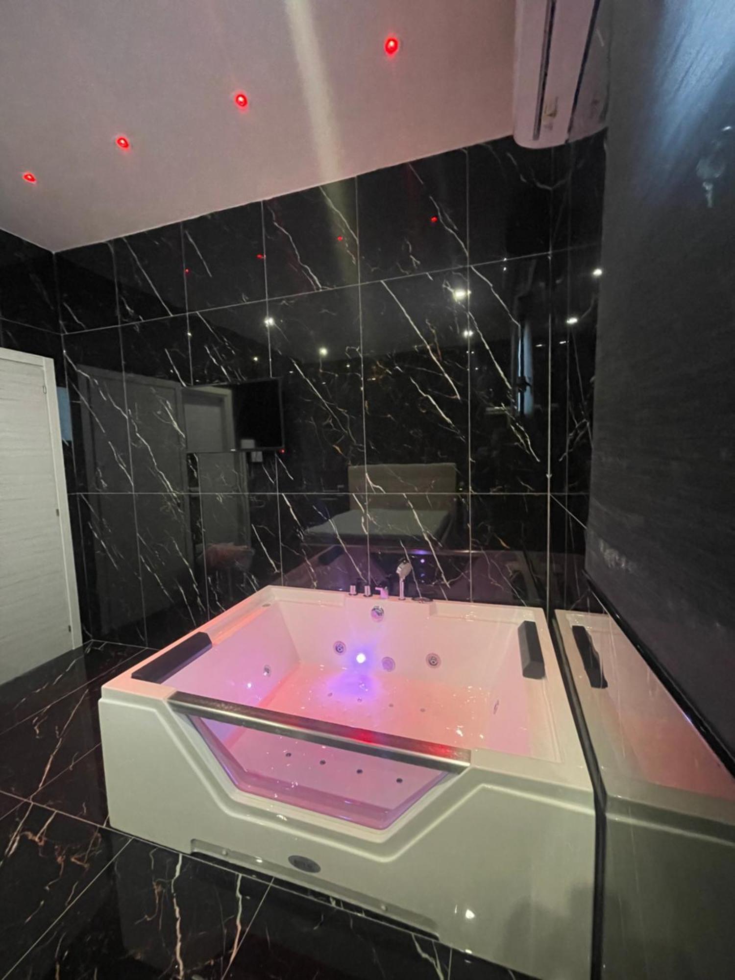 Life Hotel